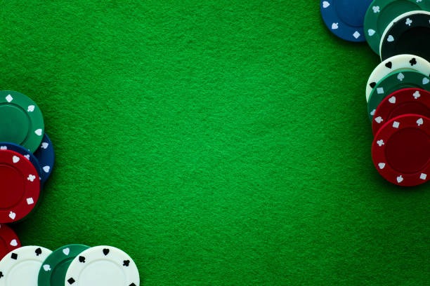 Live blackjack hand progression showing dealer cards, player options, and payout on neroslot interface
